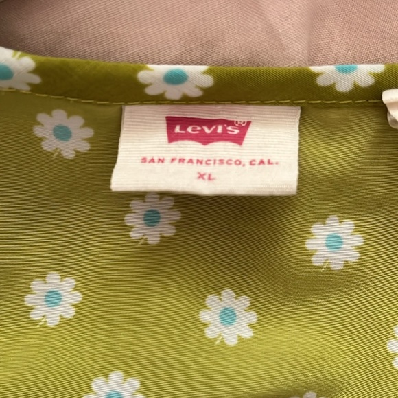Levi's Embry Tie Front Shirt - Picture 3 of 5